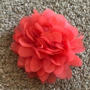 Sparkly salmon pink flower head piece